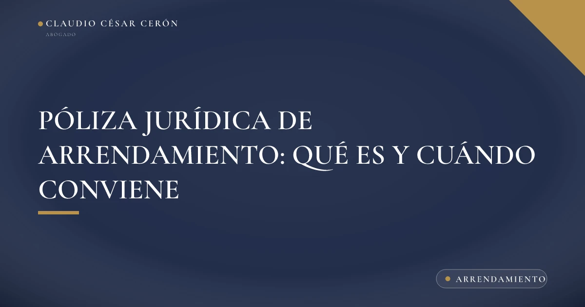 Contrato de arrendamiento con una carpeta de respaldo legal y las llaves de una vivienda